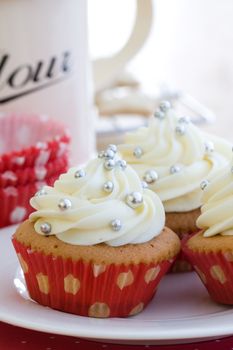 Spotty red and white cupcakes