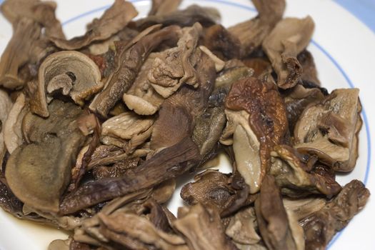 The boiled dried mushrooms for soup