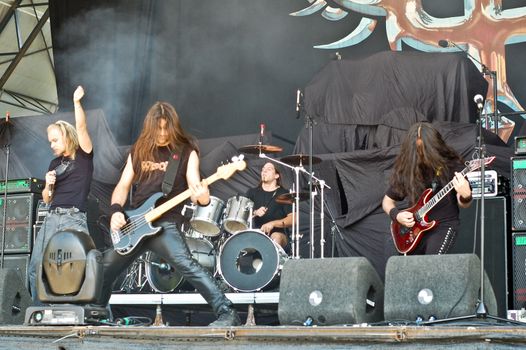 Wisdom performs at B'ESTFEST Aftershock July 11, 2008 in Bucharest.