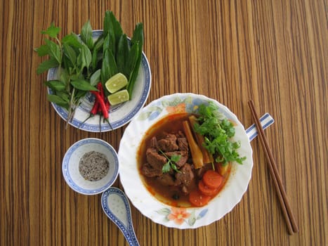 top view for a plate of beef stewed