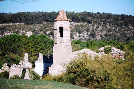 la musara un pueblo de taragona en ruinas y abandonado