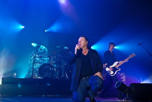 Simple Minds performs at Sala Polivalenta December 15, 2009 in Bucharest.