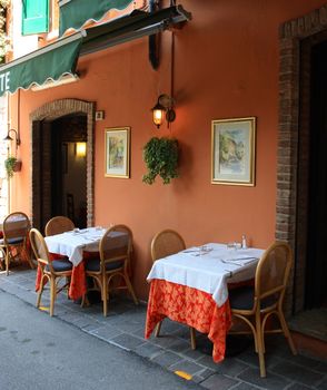 Dining on Garda lake