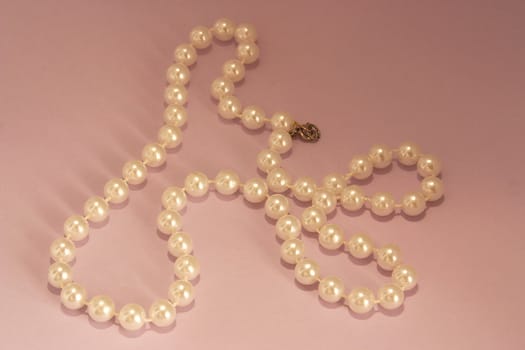 a string of pearls for the bride