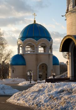 Court Holy Trinity Church in Moscow in the winter.