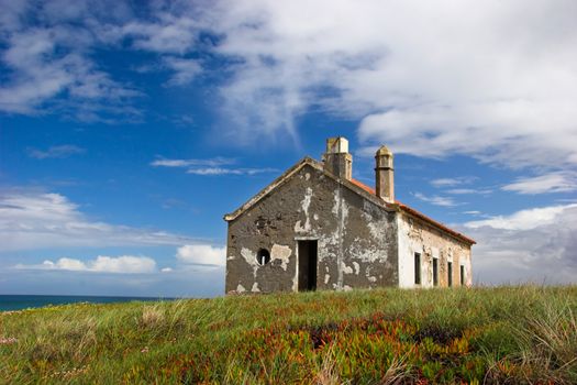 Abandoned house close to the sea