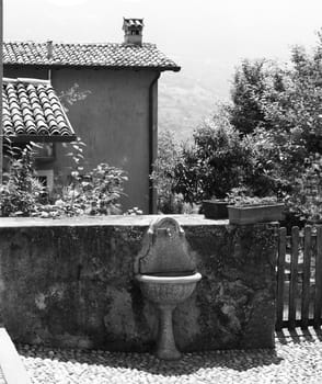 Monastery in monochrome, somewhere near Iseo lake 