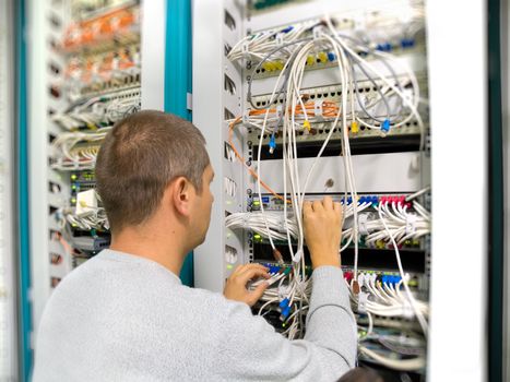 Network engineer solve the problem