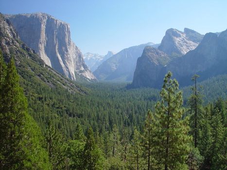 A first look into Yosemite Valley