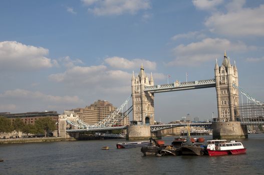 A view of Tower bridge and the river Thamse in London