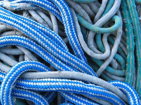 a bunch of ropes used by fishermen