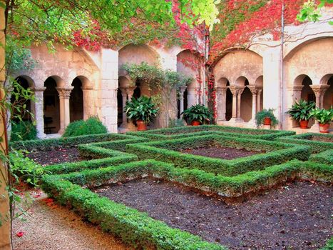 cloister of Saint-Paul-de-Mausole in the village of Saint-R�my-de-Provence