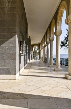 of the interior with columns on the background of the sea