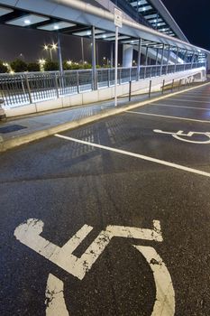 an overpass specially for the wheelchair people