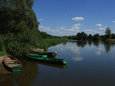 boats at the Bug river, east of Polad