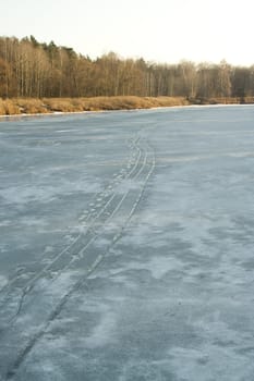 traces on ice