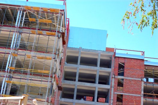 construction of new building of concrete monolith 