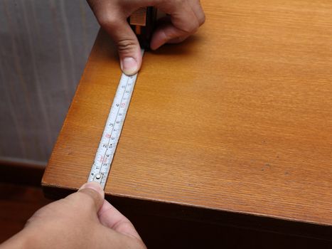 measuring the desk