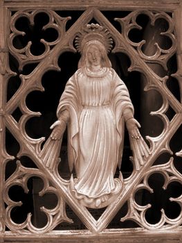 The Holly Mother on a tomb ornament door