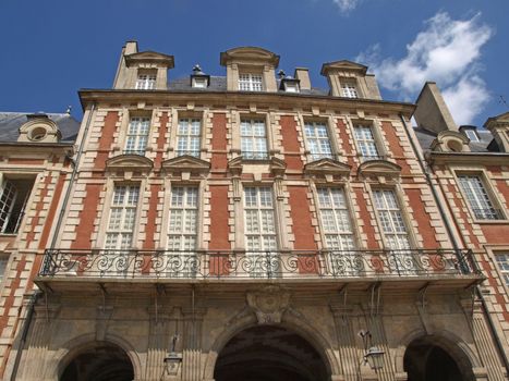 view of residences arond the Vosges Square in Paris