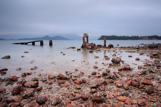 a desolate and broken peer