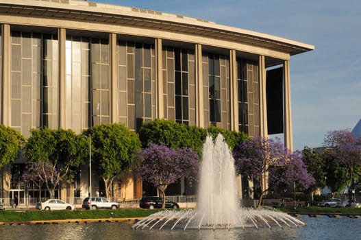 Los Angeles opera house (Dorothy Chandler Pavilion) with trees and fountain in the foreground