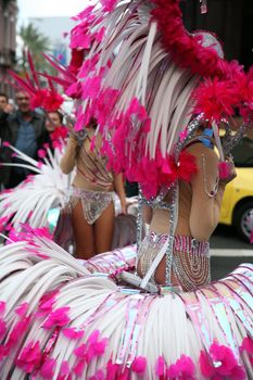 two girls with a feathers dress in las palmas carnival
