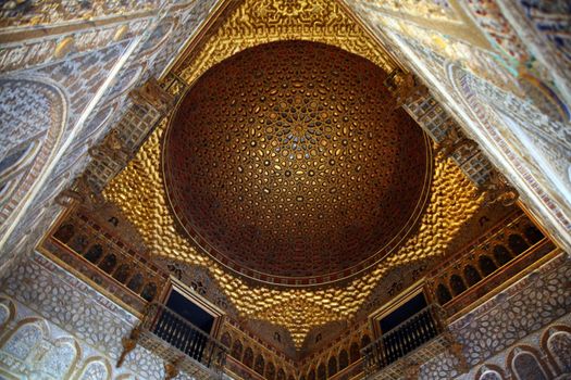 arab cupola indoor seville royal palace