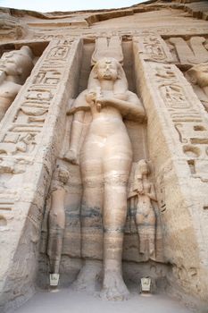 egyptian statue in temple next to abu simbel 