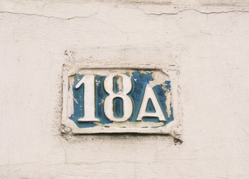 House address plate number