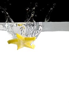 carambola thrown in water