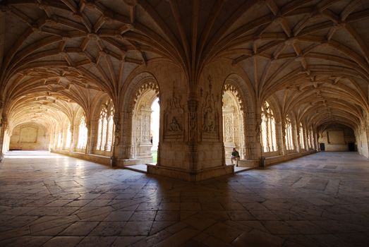 cloister of the Monasterio dos Jeronimos, Lisbon