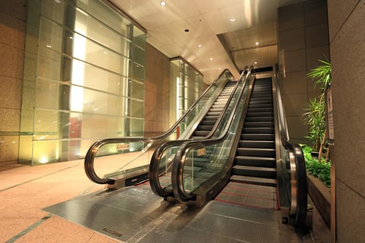 escalator
