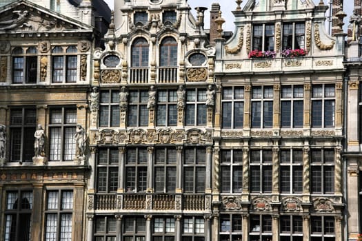 Beautiful, decorated buildings next to Grote Markt (Grand Place) in Brussel (Bruxelles)