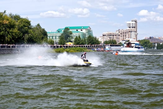 Competition on hydrocycles on pond water area in Ekaterinburg