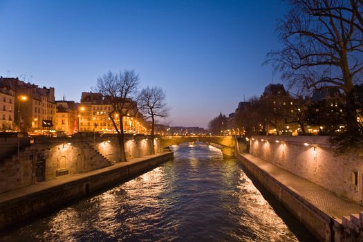 Evening Paris. The river of Sena