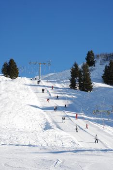 Going skiing on the ski lift