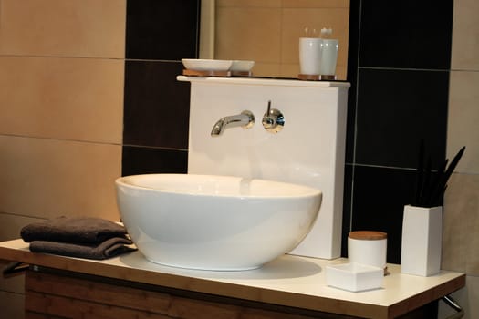 front view of bath sink in showroom