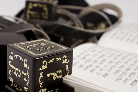 tefillin with siddur
