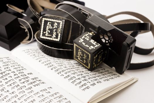 tefillin with siddur
