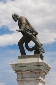 Luis Viale's monument.