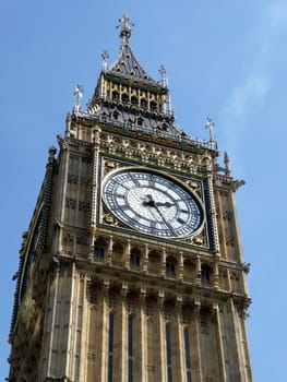 The houses of parliament in London, it contains Big Ben.