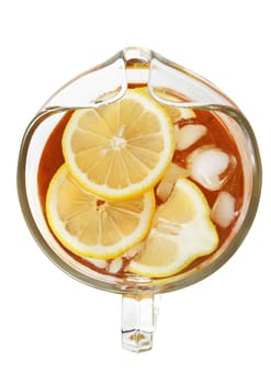 cup of ice tea with slices of lemon