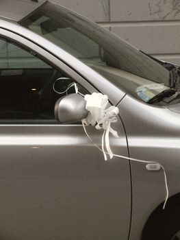 just married decoration on a car