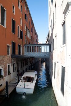 A back water alley in the city of Venice