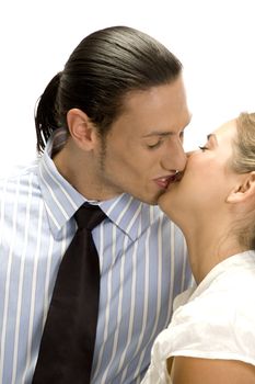 kissing couple posing with white background