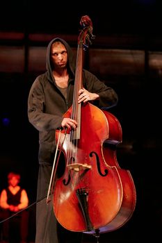 Russia. Moscow. 2007. Performance "Transition" of director Vladimir Pankovaju. In a picture: Russian actor Vladimir Kudrjavtsev