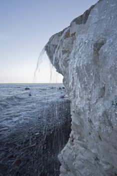 frozen runlet on the chalk cliffs of R�