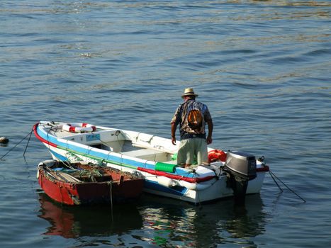 Fisherman preparing its boat for sea