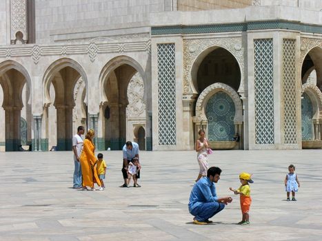 Family instaed of Muslim Mosque, Hassan II